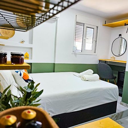 Μέντα 1 Kalamata Quarto foto